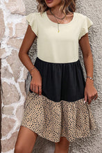 Load image into Gallery viewer, Light French Beige Colorblock Dalmatian Print Ruffle Hem Flowy Dress
